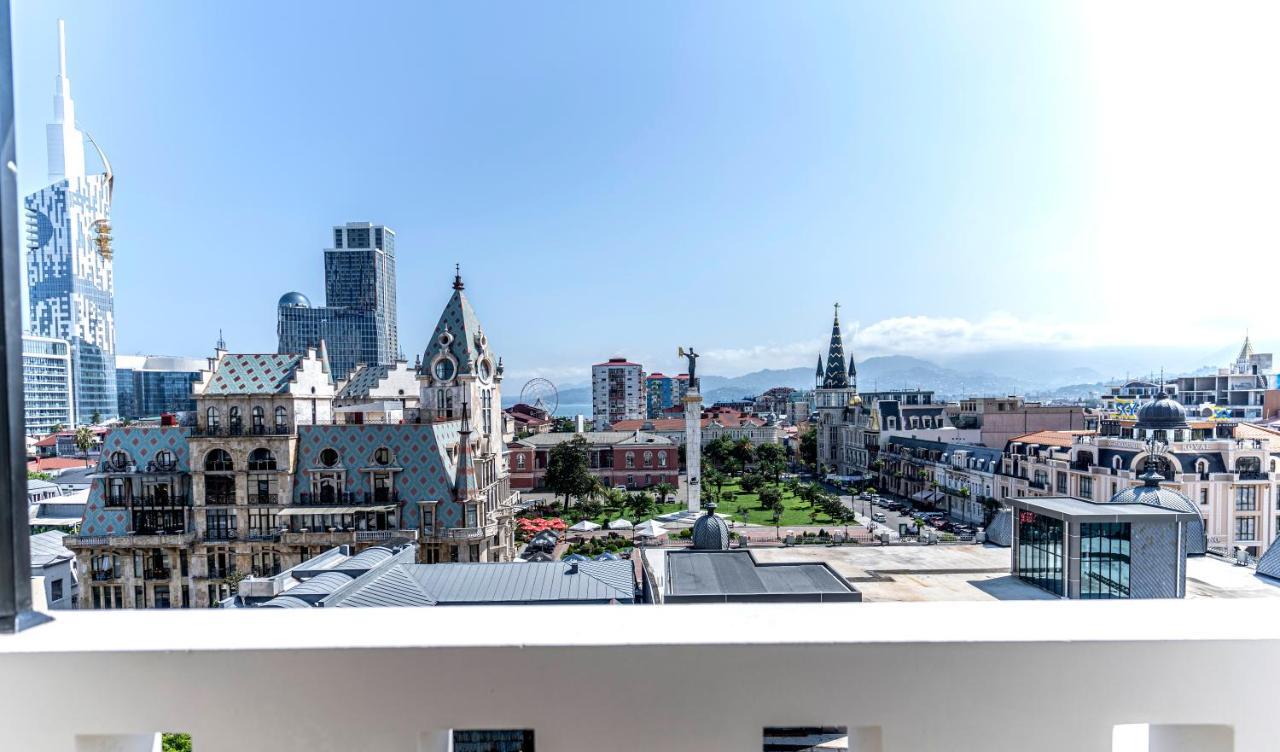 Boulevard Apartments Batumi Exterior photo